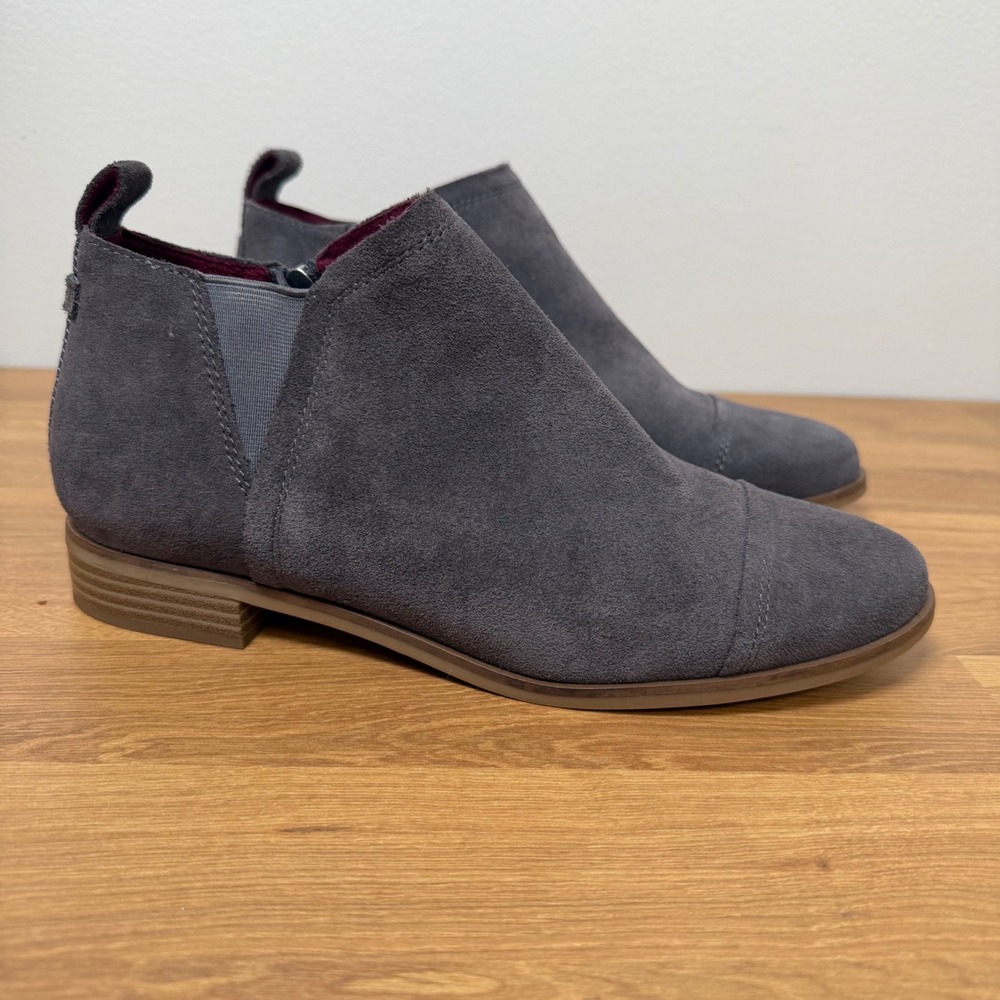 TOMS Deia Grey Suede Cap Toe Ankle Boots Size 9 Womens Side Zip Low Block Heel